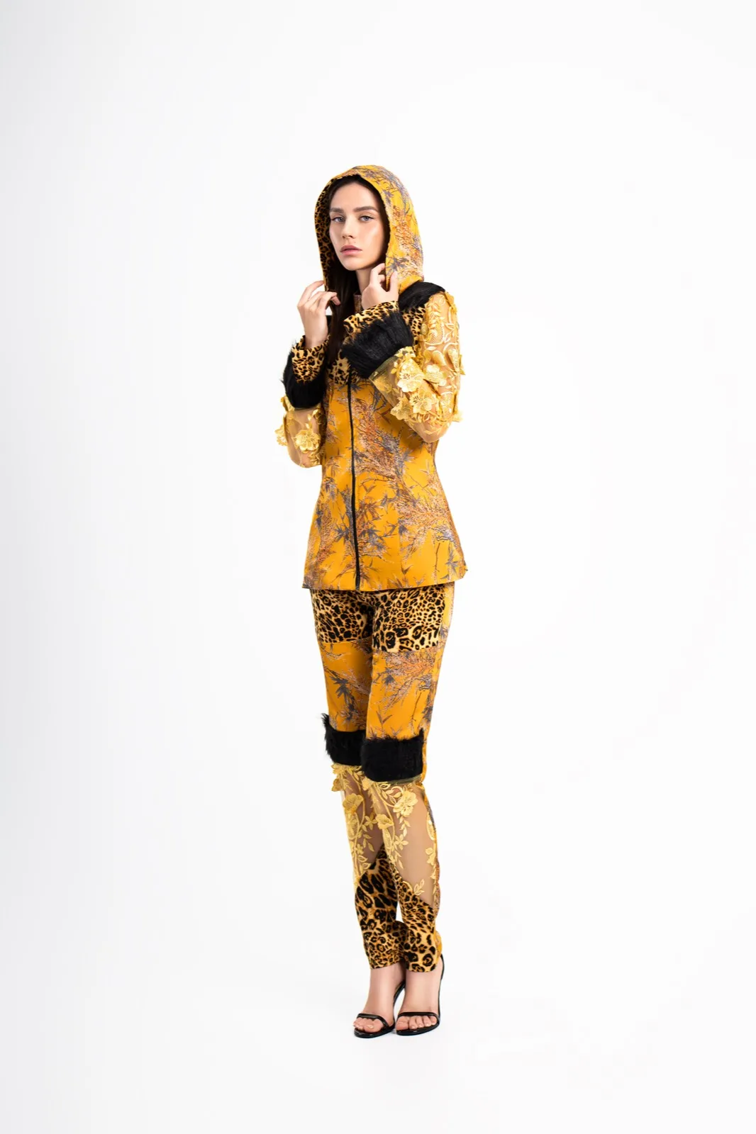 Yellow hoodie, womenswear cut, on location